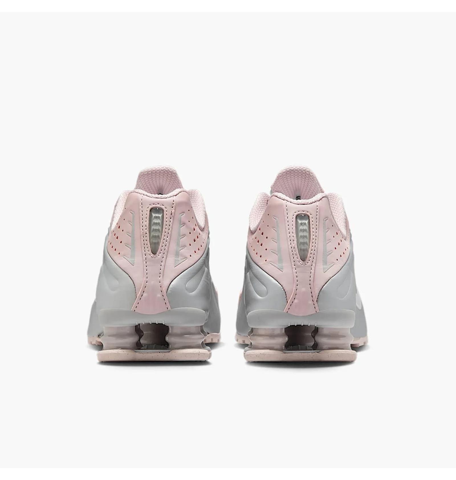 Кросівки жіночі Nike Shox R4 (AR3565-600) — фото 44